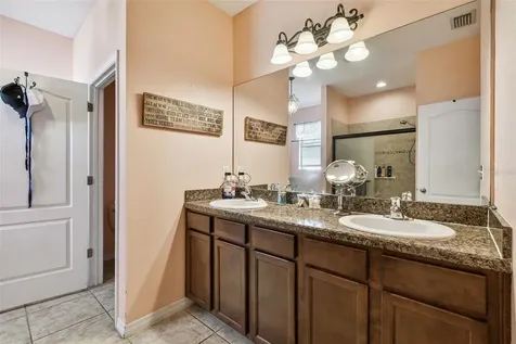 1110 Lauren Manor Loop Ruskin FL 33570