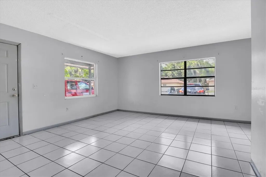 2464 Chestnut Woods Drive Lakeland FL 33815