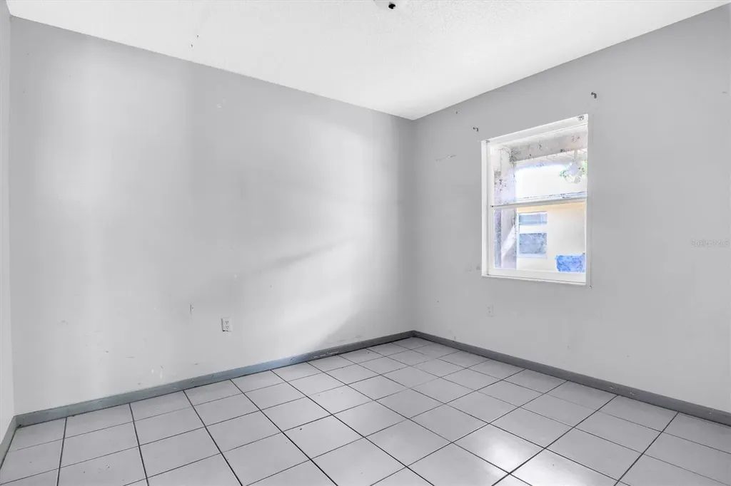 2464 Chestnut Woods Drive Lakeland FL 33815
