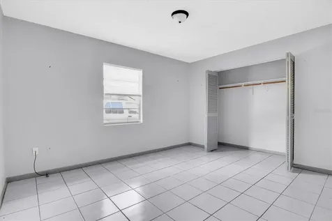 2464 Chestnut Woods Drive Lakeland FL 33815