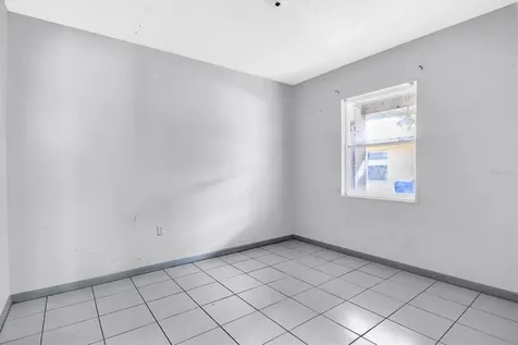 2464 Chestnut Woods Drive Lakeland FL 33815