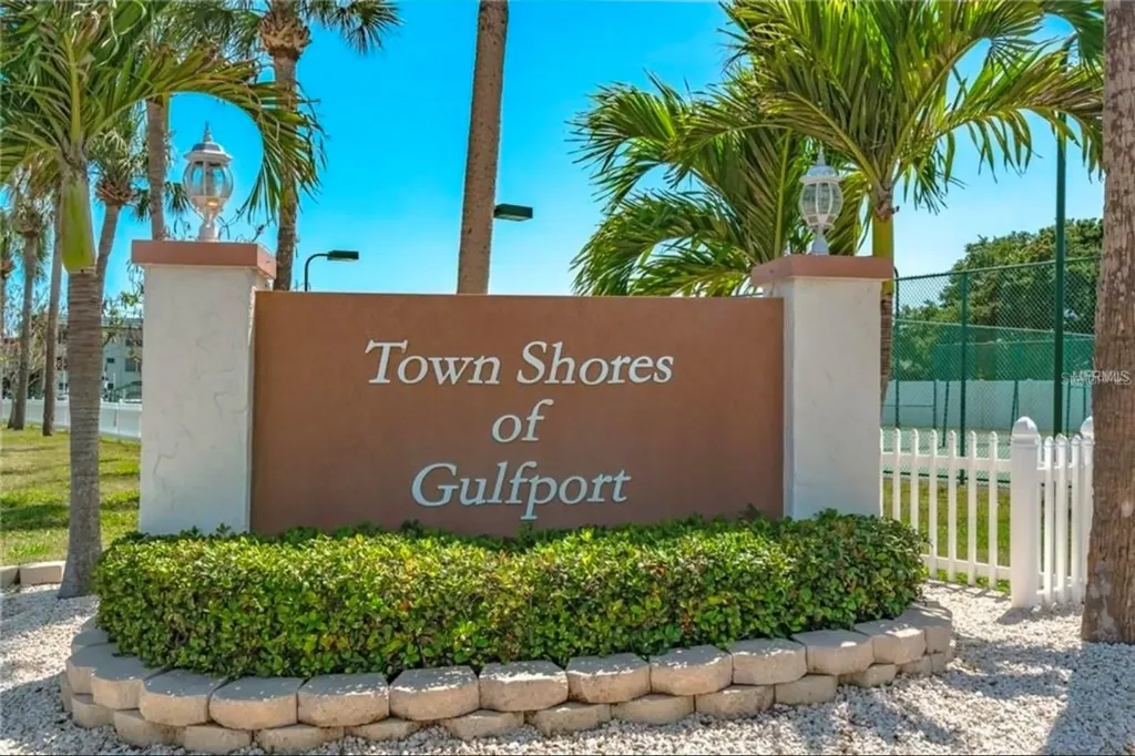 2960 59th Street S Gulfport FL 33707