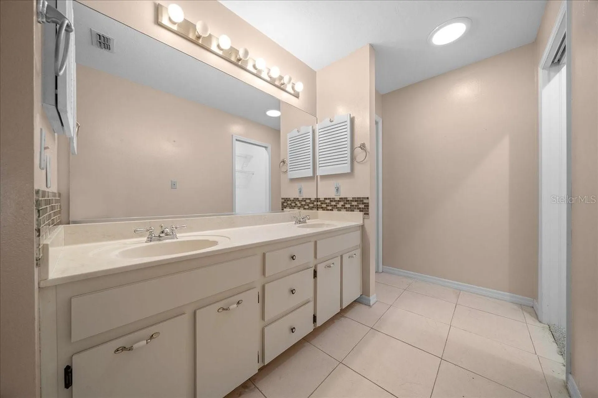3702 NE 17th Street Ocala FL 34470