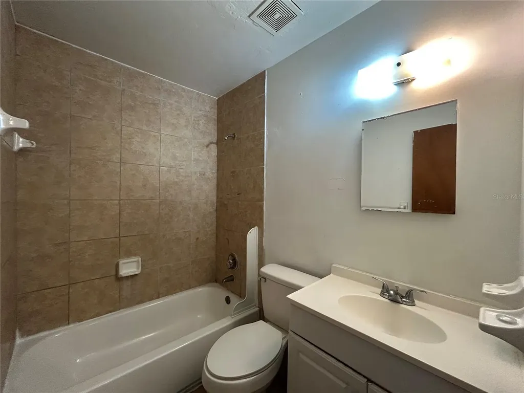 2614 SW 31st Place Gainesville FL 32608
