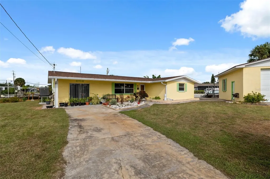 6719 Albatross Lane Hudson FL 34667