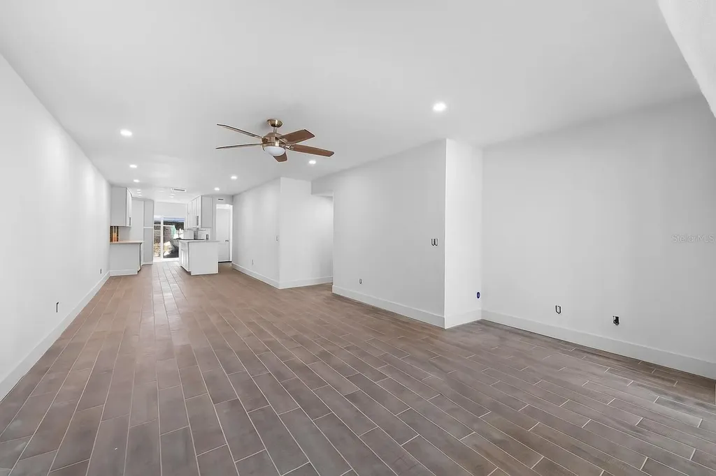 511 Boca Ciega Point Boulevard N St Petersburg FL 33708