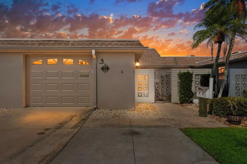 511 Boca Ciega Point Boulevard N St Petersburg FL 33708