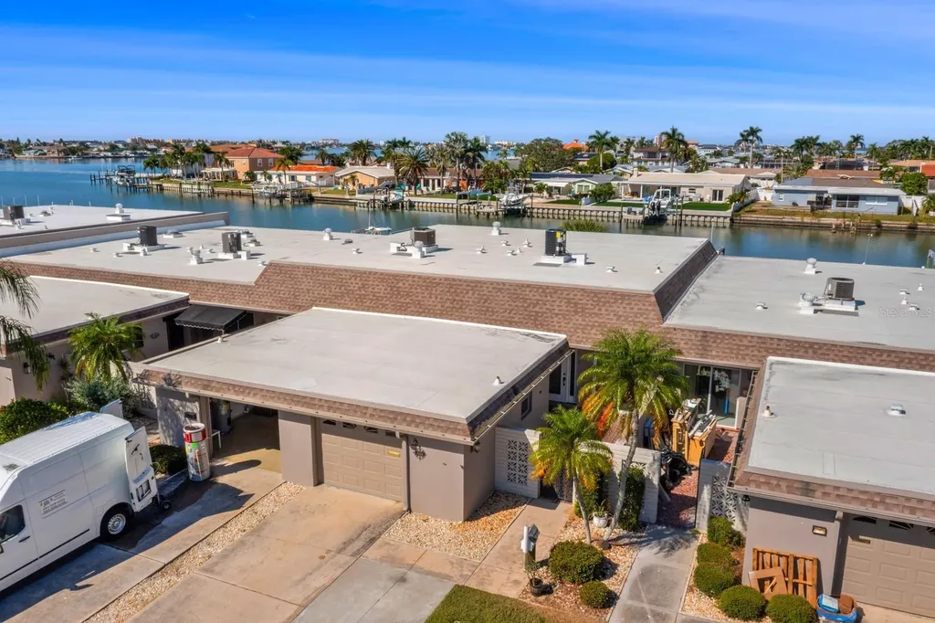 511 Boca Ciega Point Boulevard N St Petersburg FL 33708