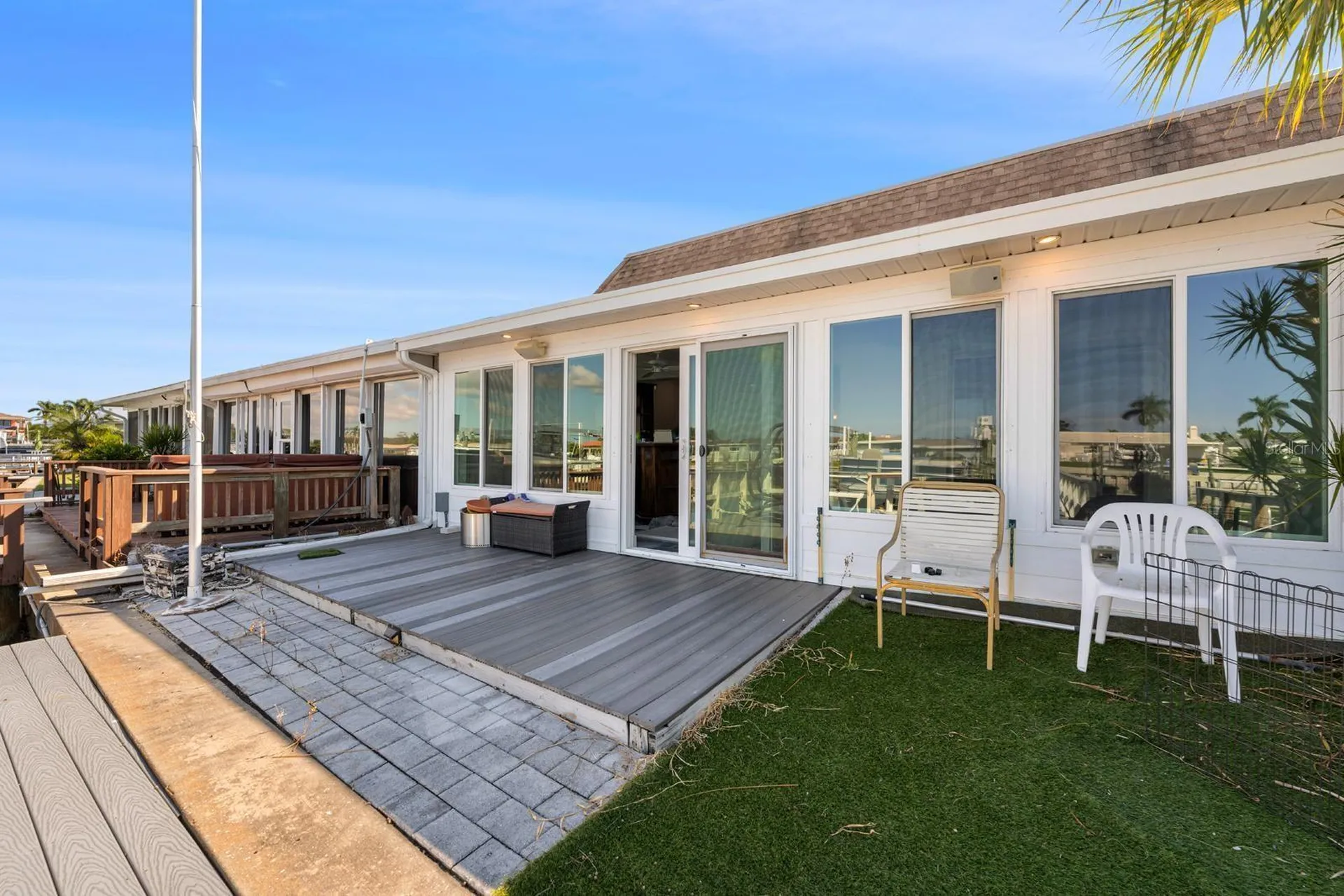 511 Boca Ciega Point Boulevard N St Petersburg FL 33708