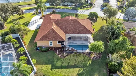 237 Mclean Point Winter Haven FL 33884
