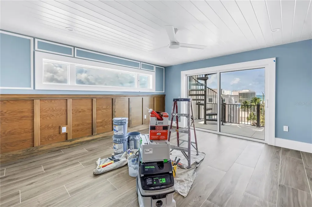 646 Calle Del Otono Sarasota FL 34242