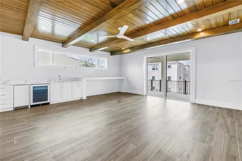 646 Calle Del Otono Sarasota FL 34242