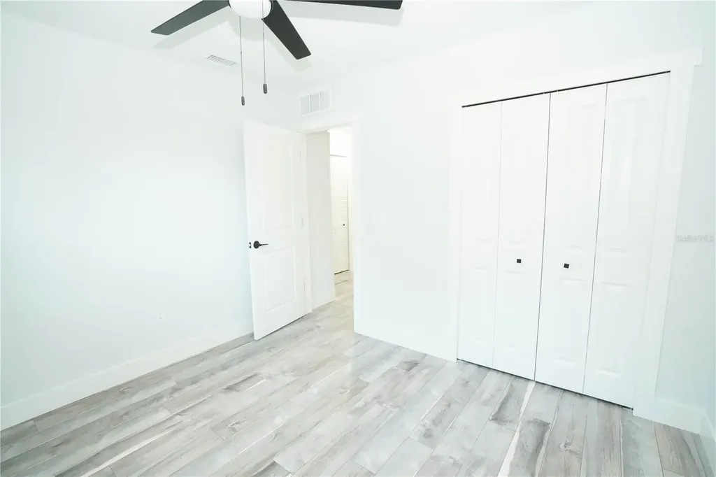 5817 Dartmouth Avenue N St Petersburg FL 33710