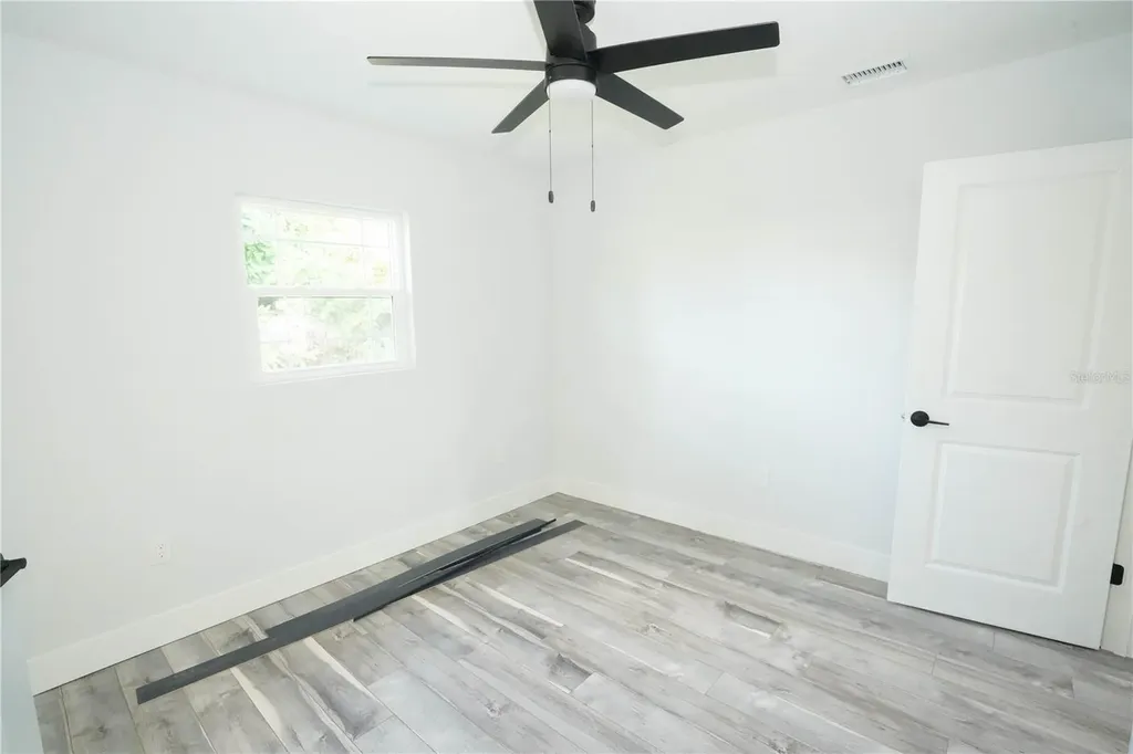 5817 Dartmouth Avenue N St Petersburg FL 33710