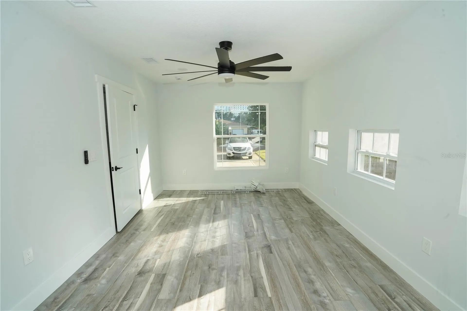 5817 Dartmouth Avenue N St Petersburg FL 33710