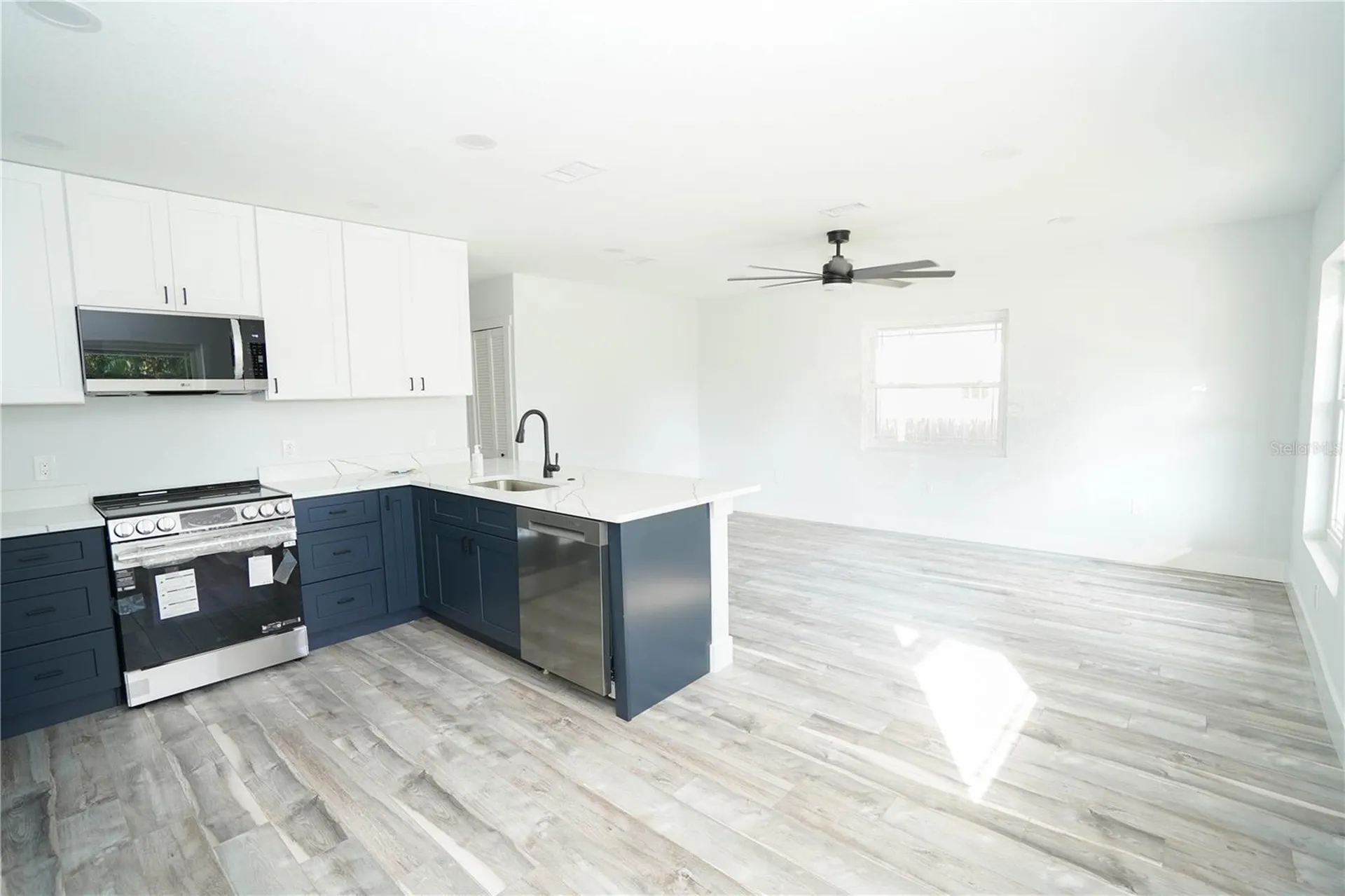 5817 Dartmouth Avenue N St Petersburg FL 33710