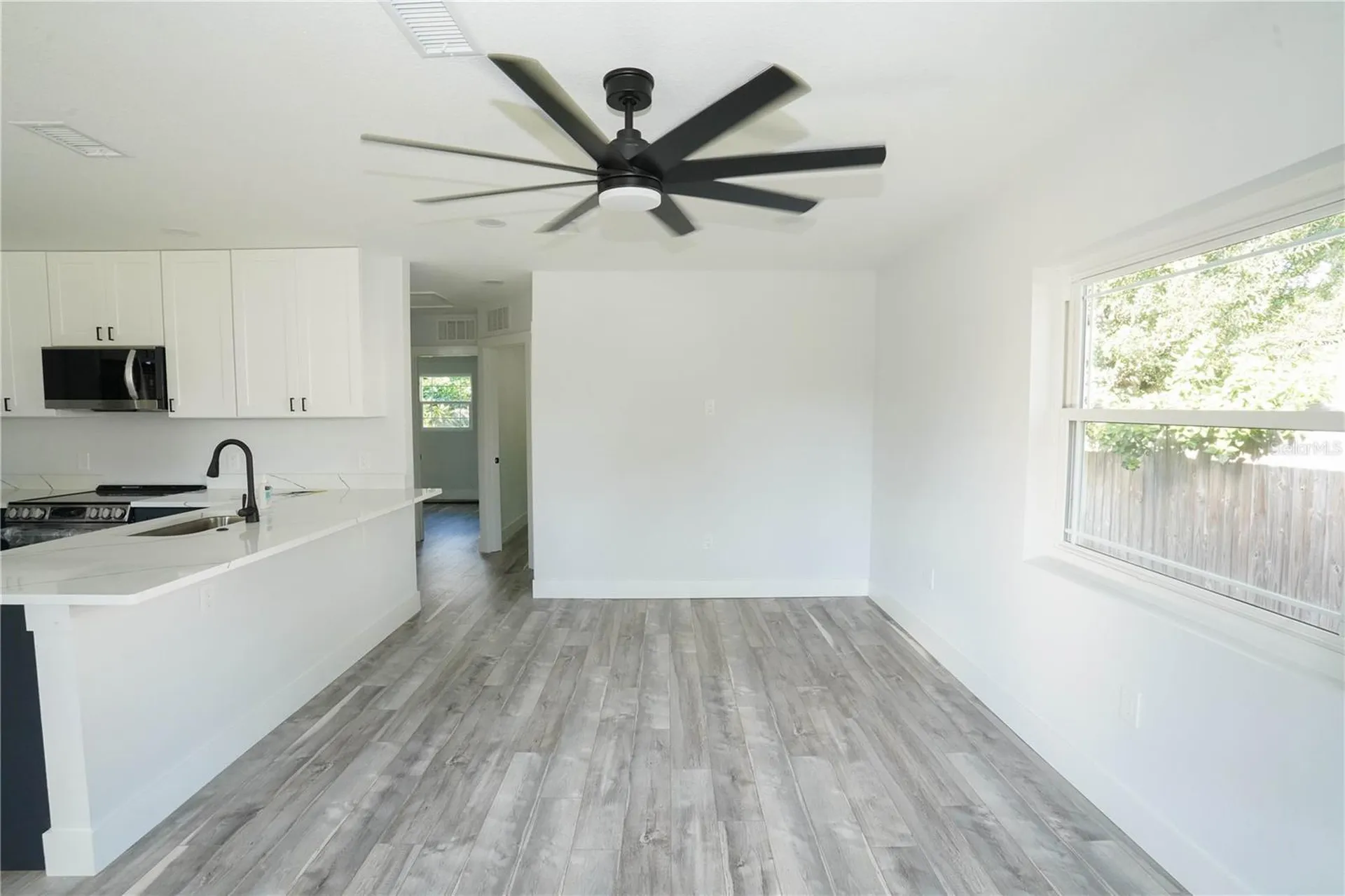5817 Dartmouth Avenue N St Petersburg FL 33710