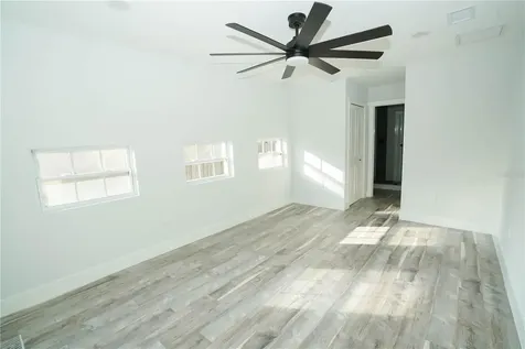 5817 Dartmouth Avenue N St Petersburg FL 33710