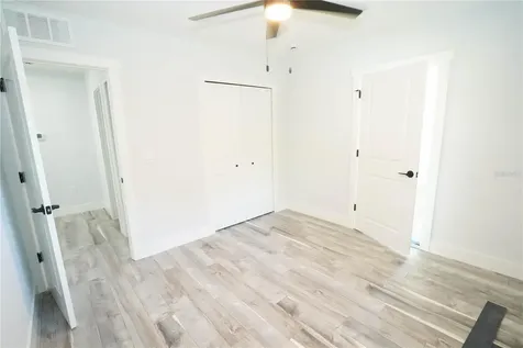5817 Dartmouth Avenue N St Petersburg FL 33710