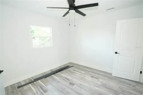 5817 Dartmouth Avenue N St Petersburg FL 33710