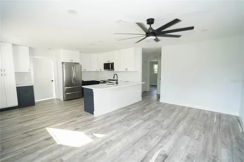 5817 Dartmouth Avenue N St Petersburg FL 33710