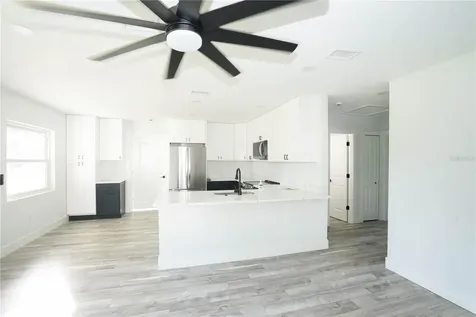 5817 Dartmouth Avenue N St Petersburg FL 33710