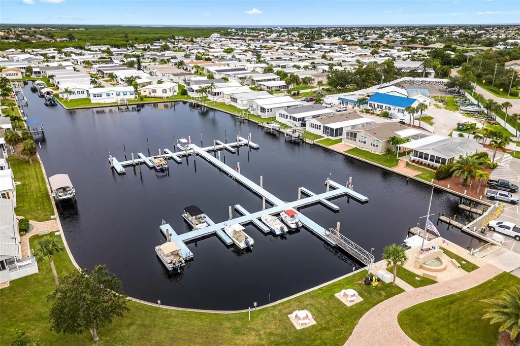 15 Freeman Avenue Punta Gorda FL 33950