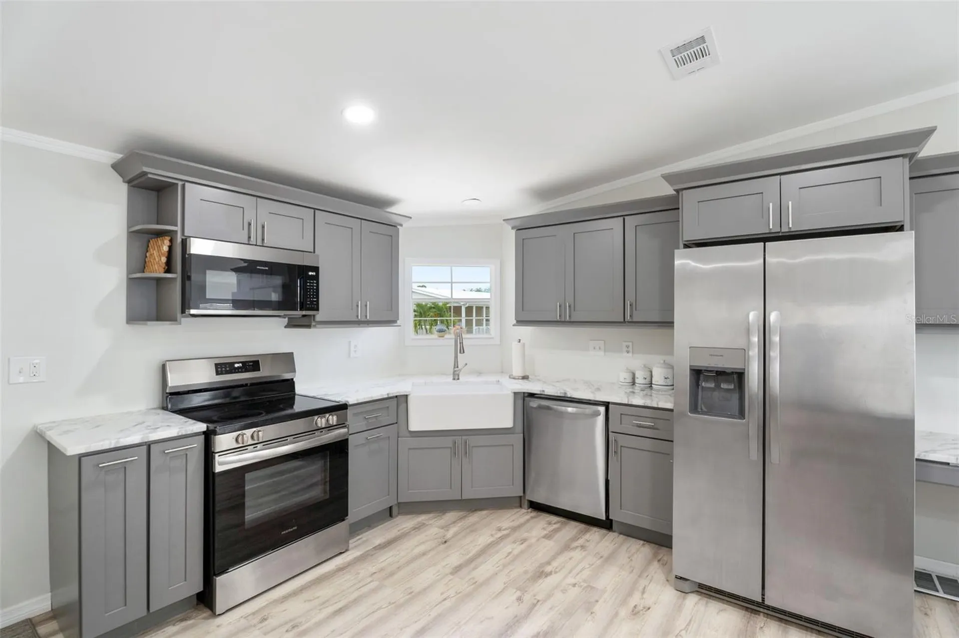 15 Freeman Avenue Punta Gorda FL 33950