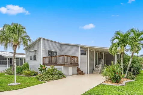 15 Freeman Avenue Punta Gorda FL 33950