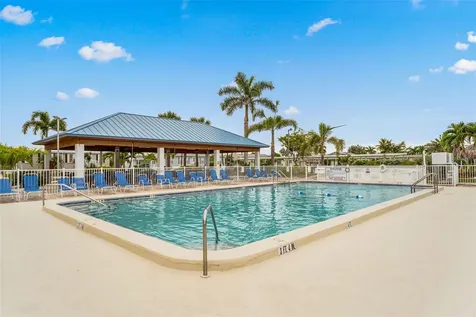 15 Freeman Avenue Punta Gorda FL 33950