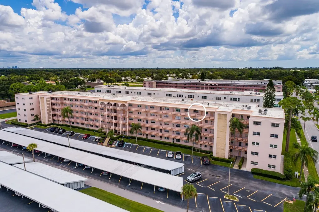 5623 80th Street N St Petersburg FL 33709