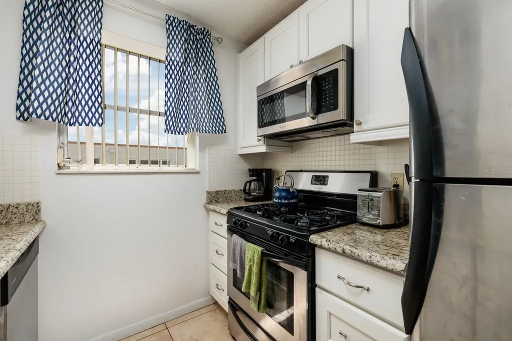 5623 80th Street N St Petersburg FL 33709