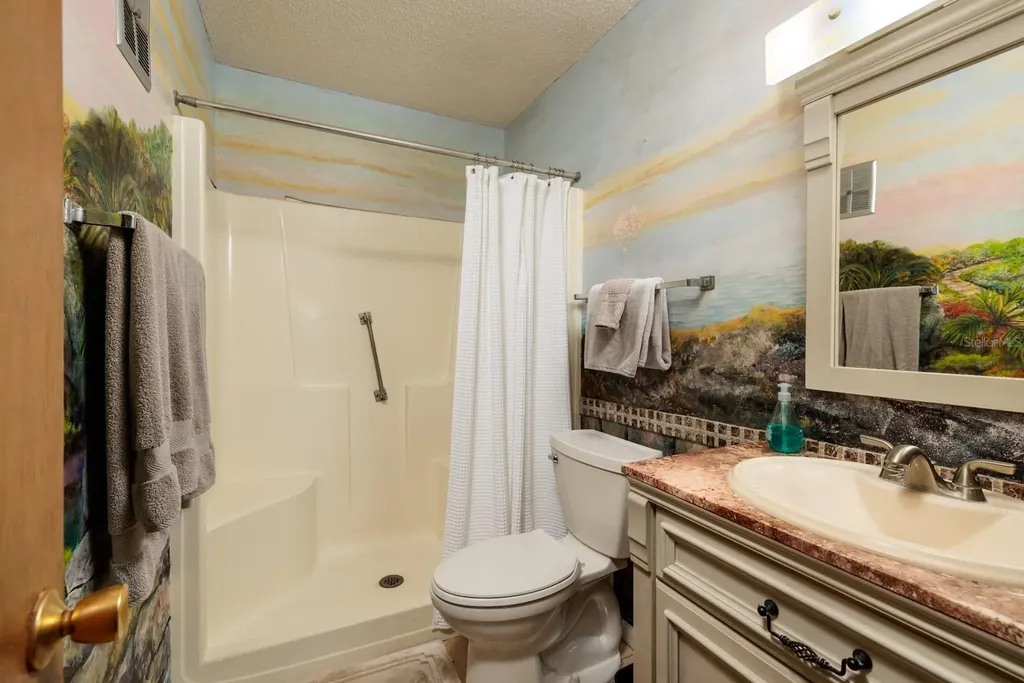 5623 80th Street N St Petersburg FL 33709