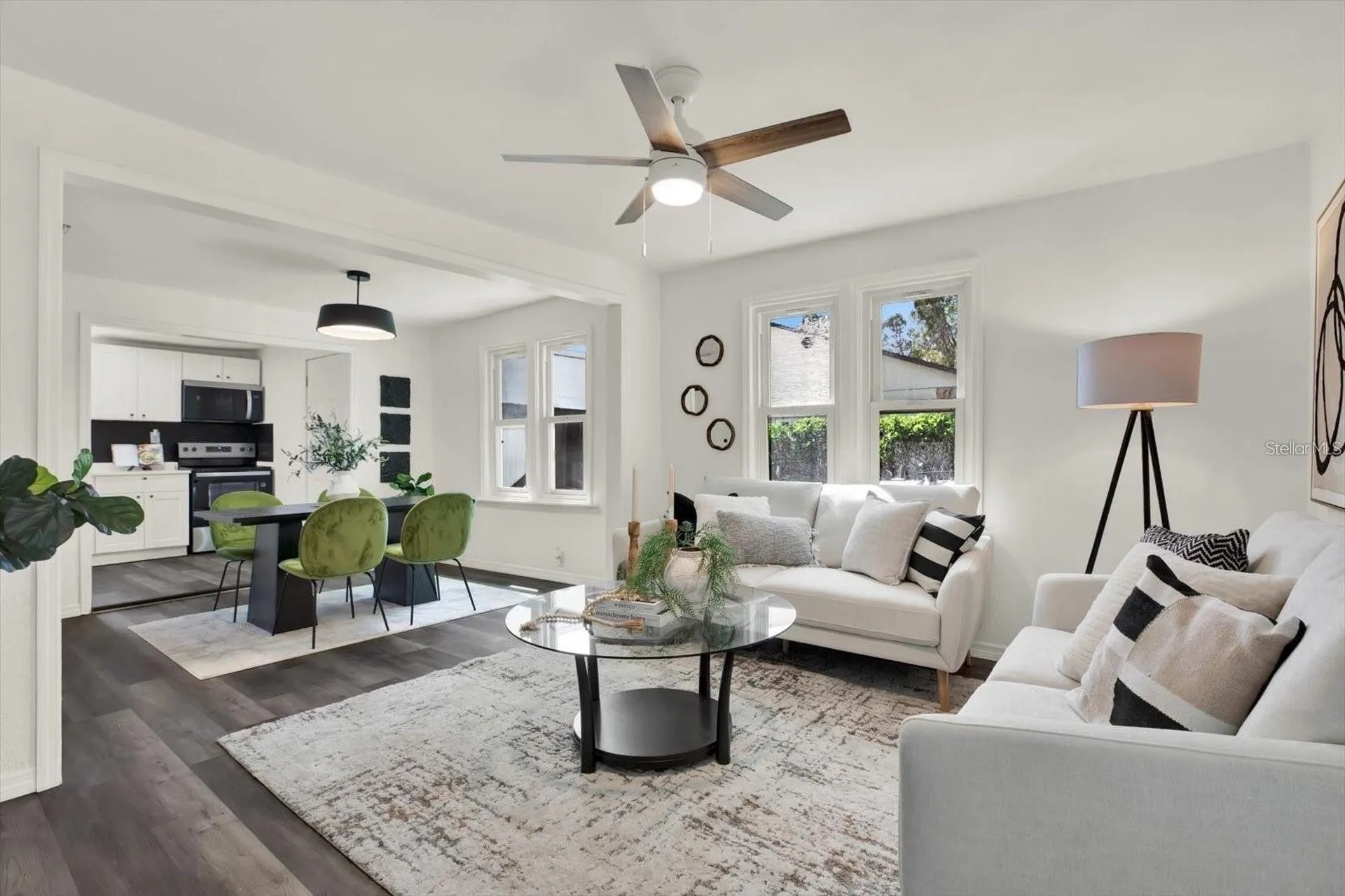 4082 38th Avenue N St Petersburg FL 33713