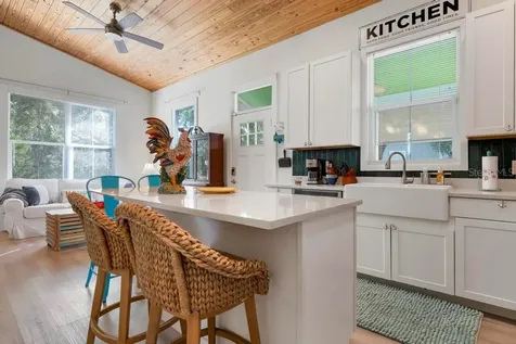 559 18th Street E Bradenton FL 34208