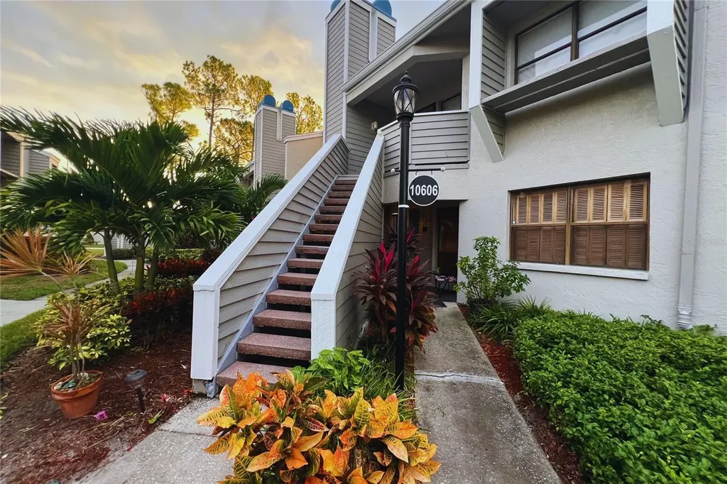 10606 Longwood Drive Seminole FL 33777