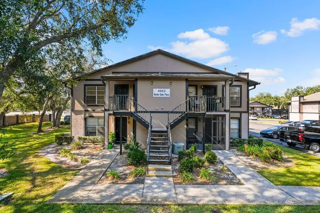 4003 Nestle Oaks Place Tampa FL 33613