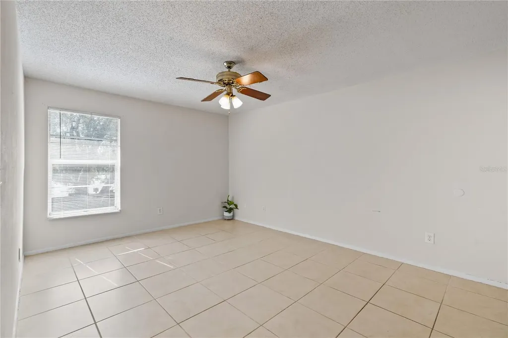 4003 Nestle Oaks Place Tampa FL 33613