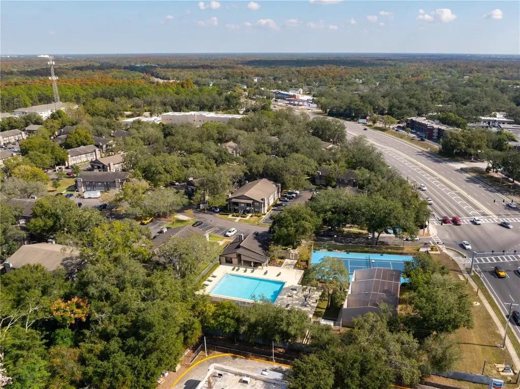 4003 Nestle Oaks Place Tampa FL 33613