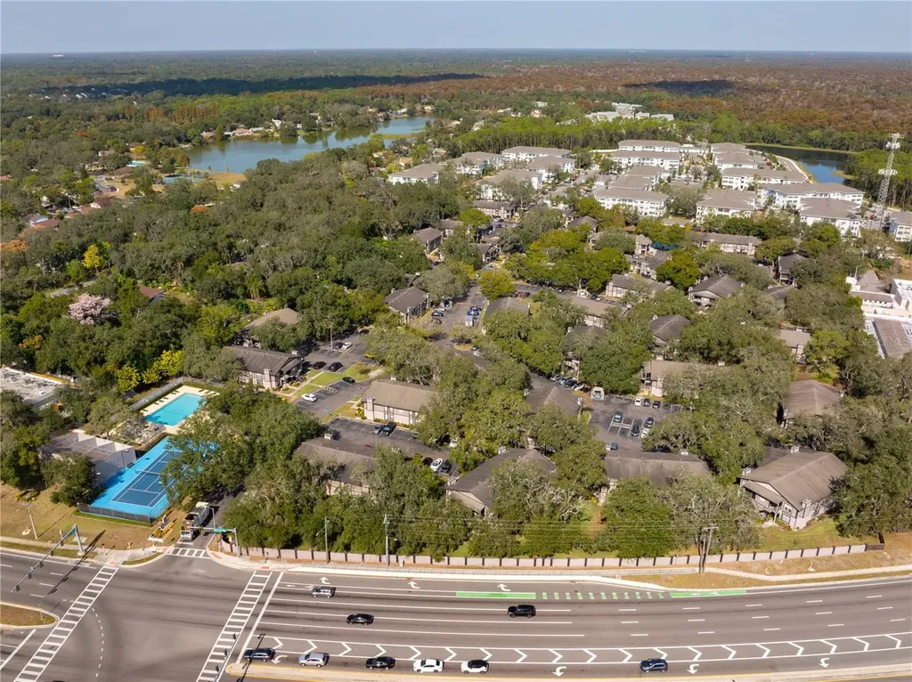 4003 Nestle Oaks Place Tampa FL 33613
