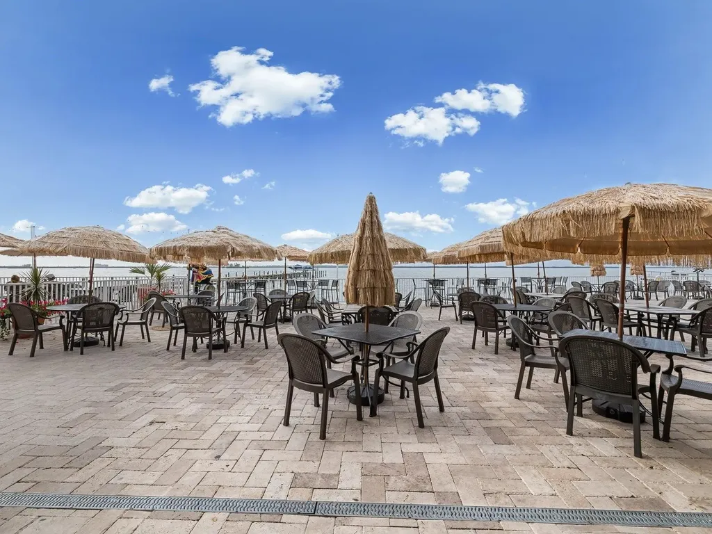 1420 Bayshore Boulevard Dunedin FL 34698