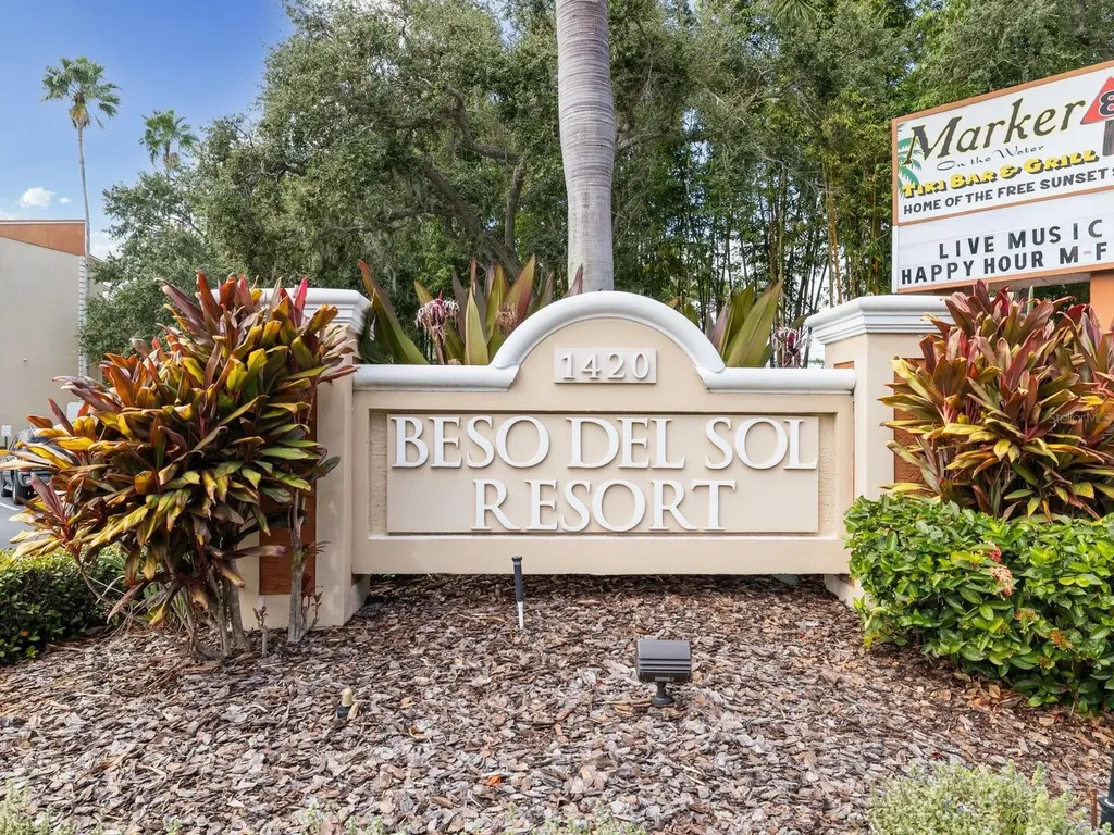 1420 Bayshore Boulevard Dunedin FL 34698