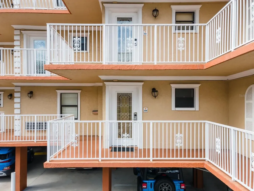 1420 Bayshore Boulevard Dunedin FL 34698