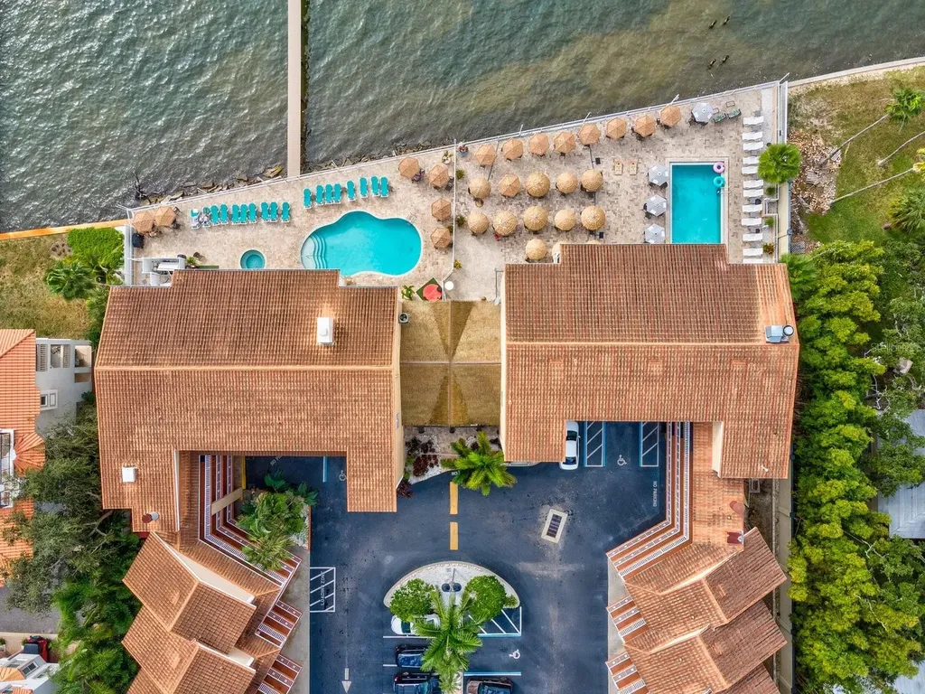 1420 Bayshore Boulevard Dunedin FL 34698