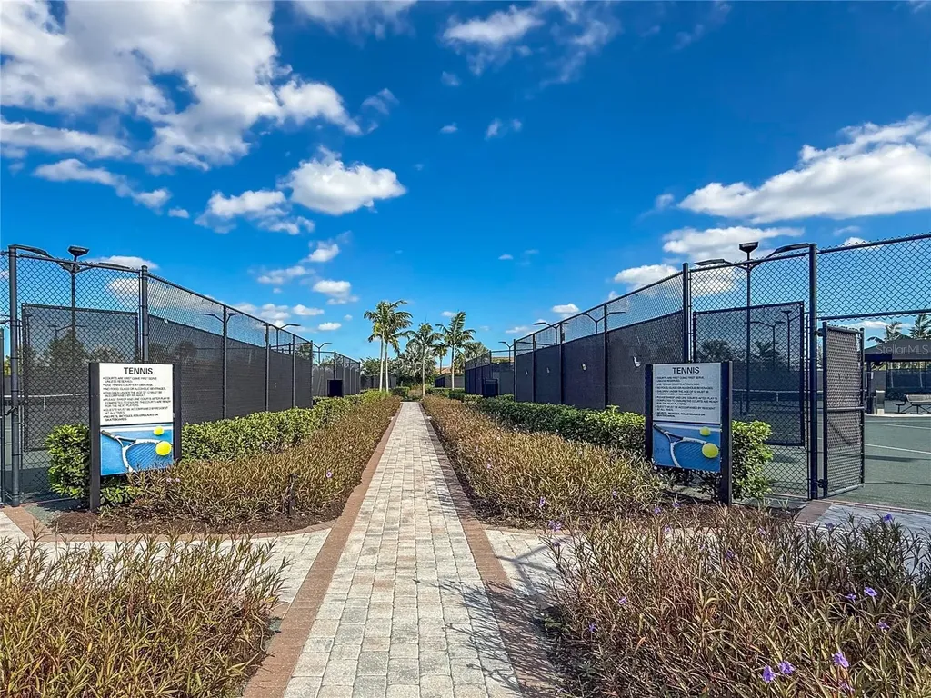 3263 Alba Circle Bradenton FL 34211