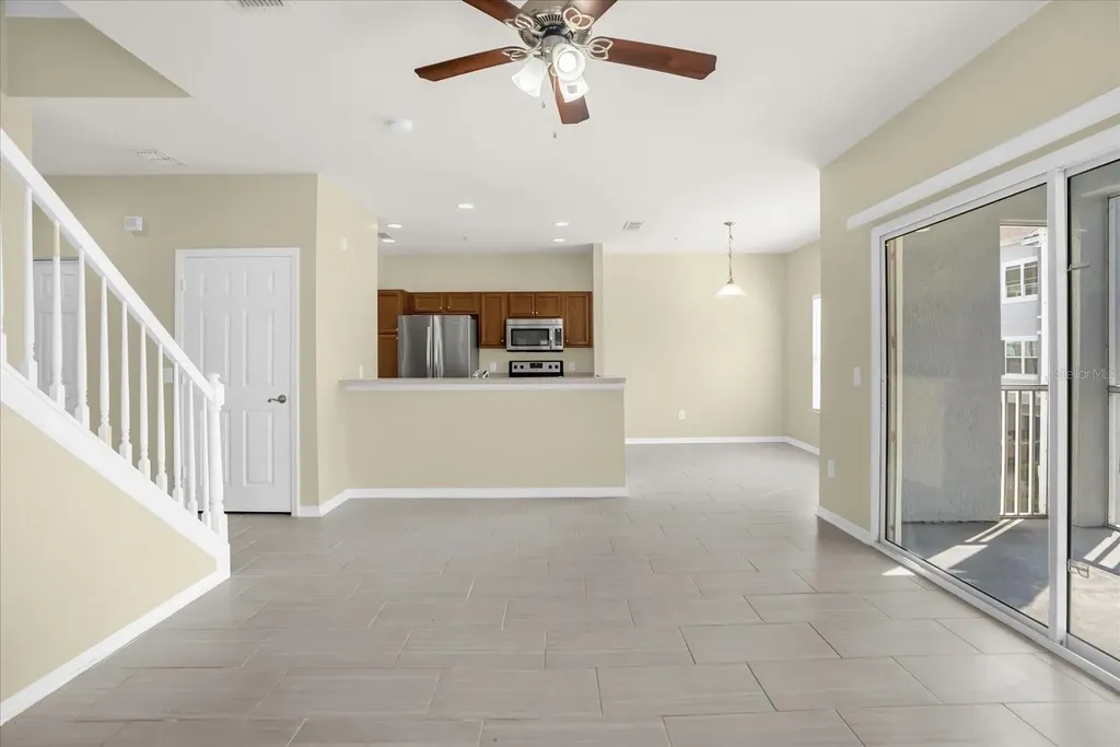 2532 Grand Central Parkway Orlando FL 32839