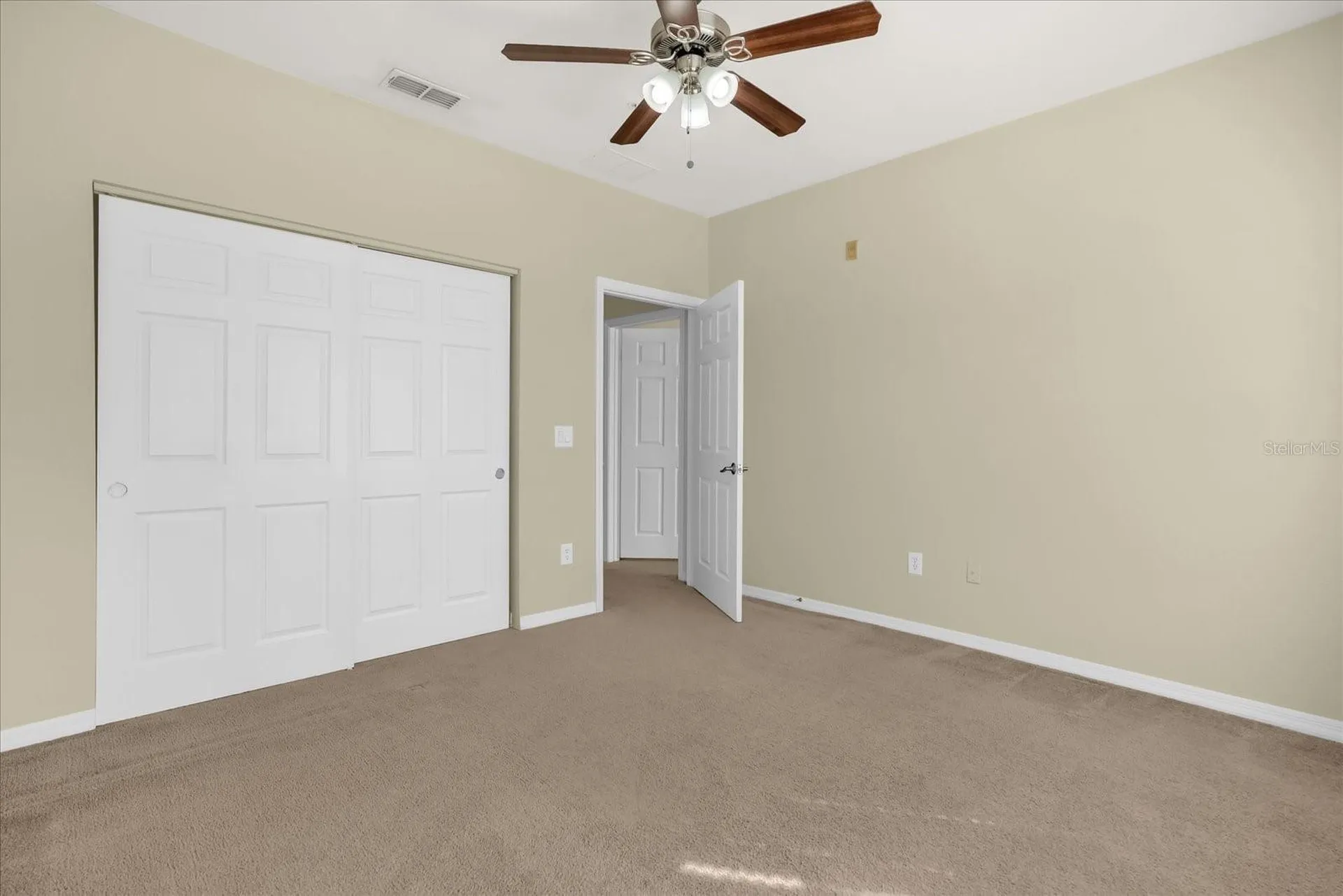 2532 Grand Central Parkway Orlando FL 32839