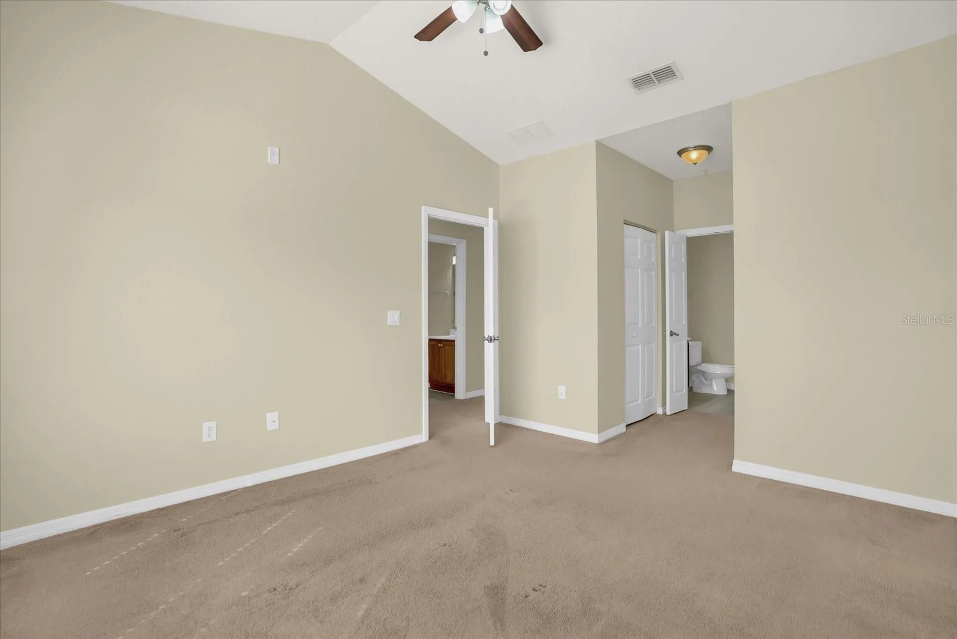 2532 Grand Central Parkway Orlando FL 32839