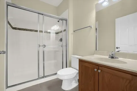 2532 Grand Central Parkway Orlando FL 32839