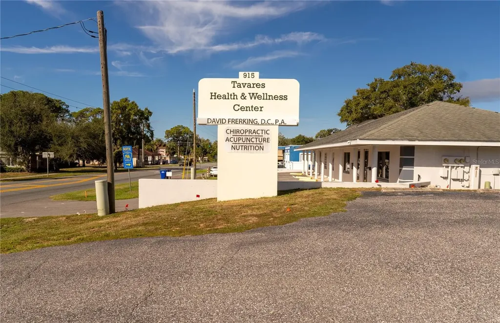 915 E Alfred Street Tavares FL 32778